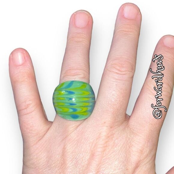 Hand-Blown Artisanal Glass Ring - Size 8.25 - Picture 3 of 11